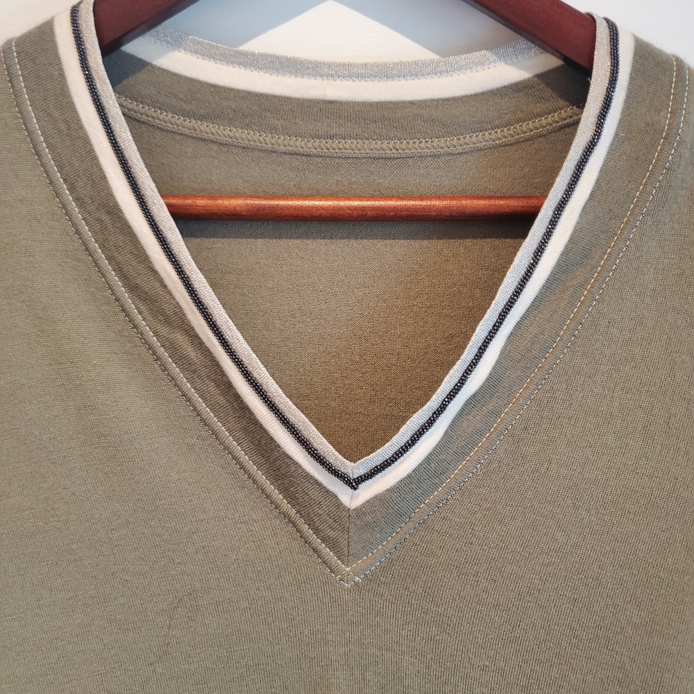 Sweater - Picture 2 of 5